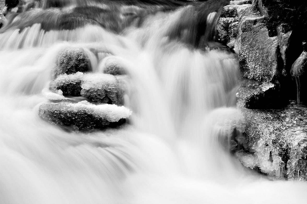 #100048-1 - Stream in Winter, The Birks of Aberfeldy, Tayside Region, Scotland