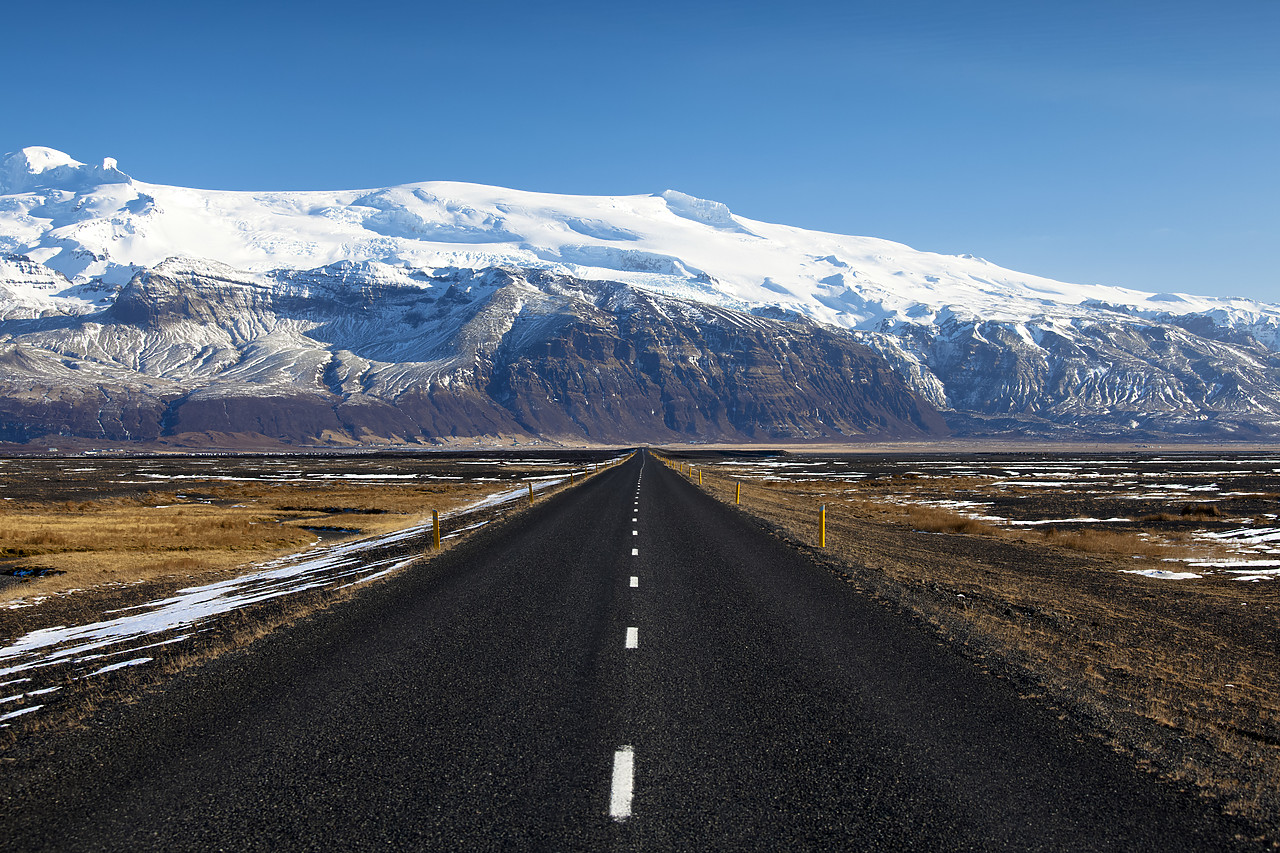 #100115-1 - Endless Road,  Vatnajškull, Iceland