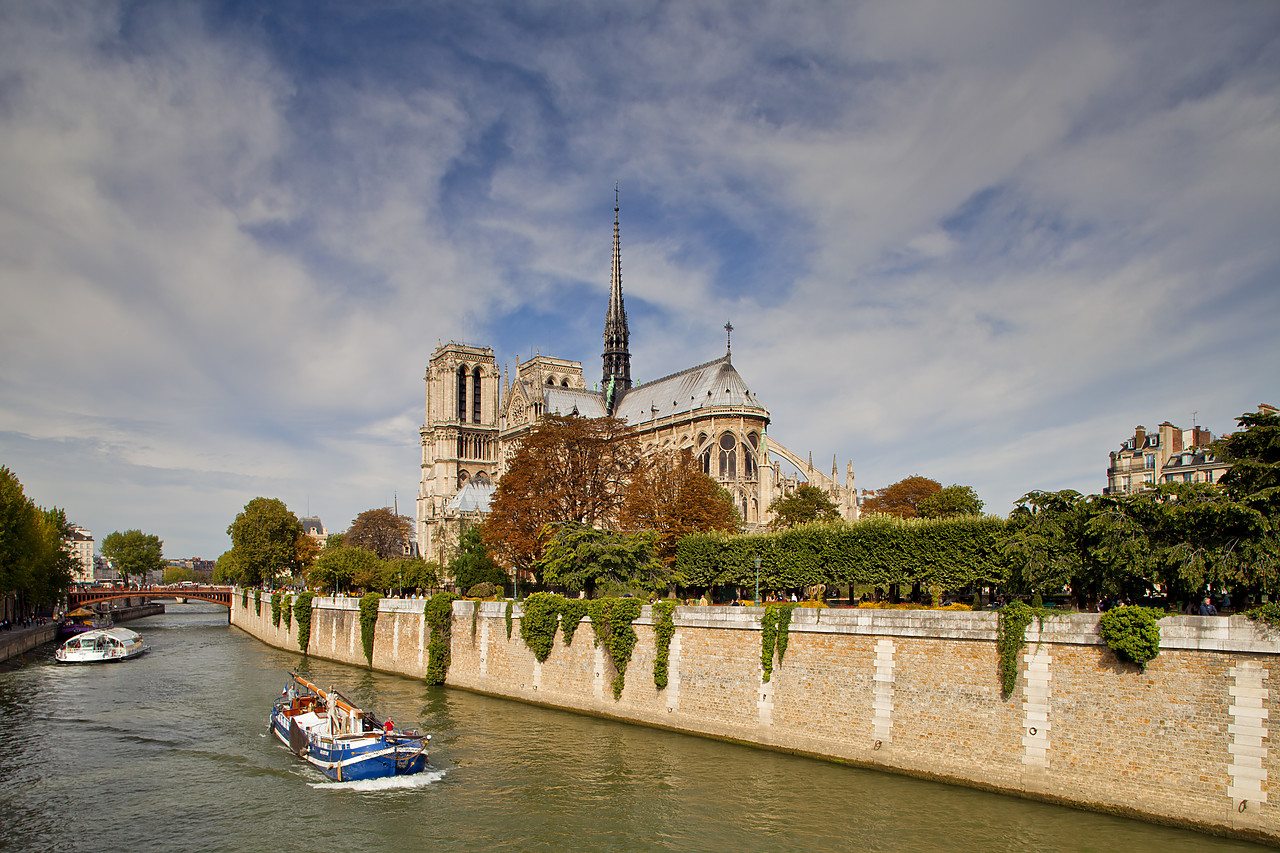 #100540-1 - Notre Dame Cathedral, Paris, France