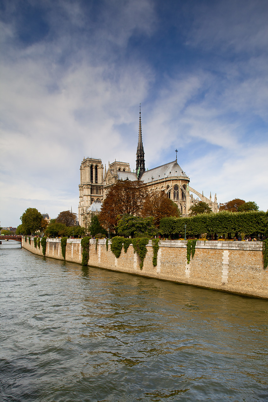 #100540-2 - Notre Dame Cathedral, Paris, France