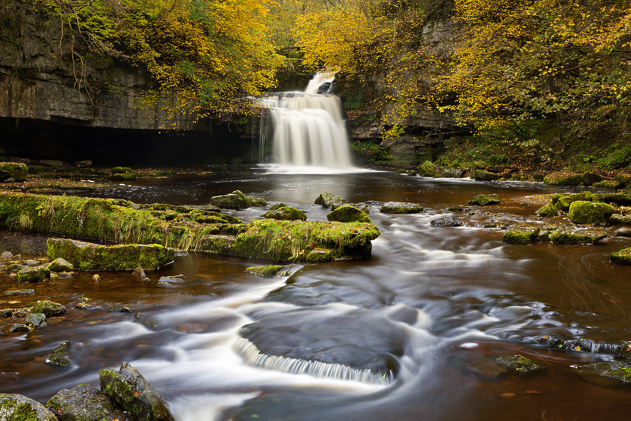 #100547-1 - West Burton Falls in Autumn, Yorkshire Dales National Park, North Yorkshire, England