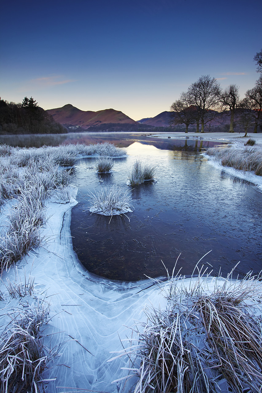 #1100015-1 - Frost Along Derwent Water, Lake District National Park, Cumbria, England