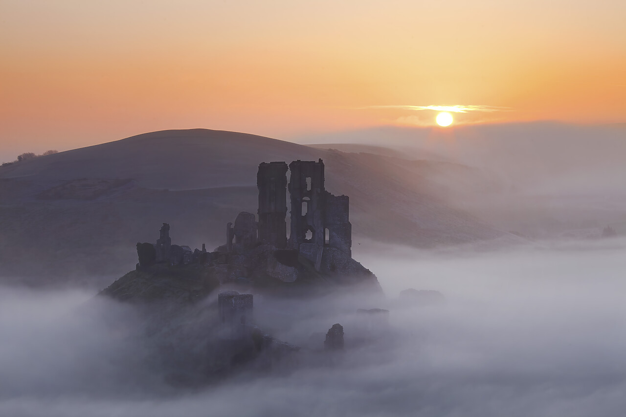 #110044-1 - Mist below Corfe Castle at Sunrise, Dorset, England