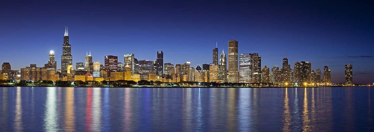 #110170-1 - Chicago Skyline, Illinois, USA