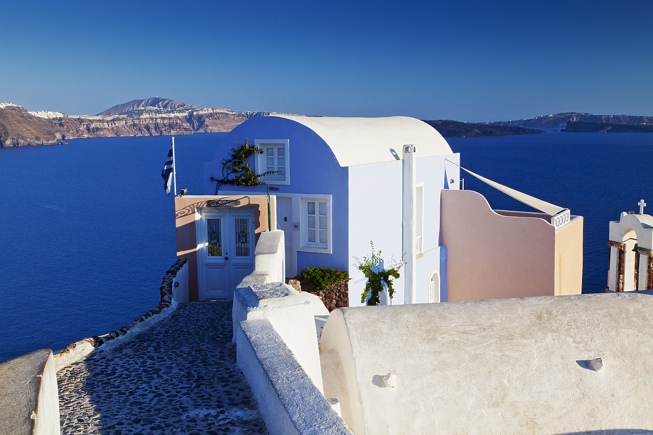 #110275-1 - Villa overlooking Caldera, Oia, Santorini, Cyclade Islands, Greece