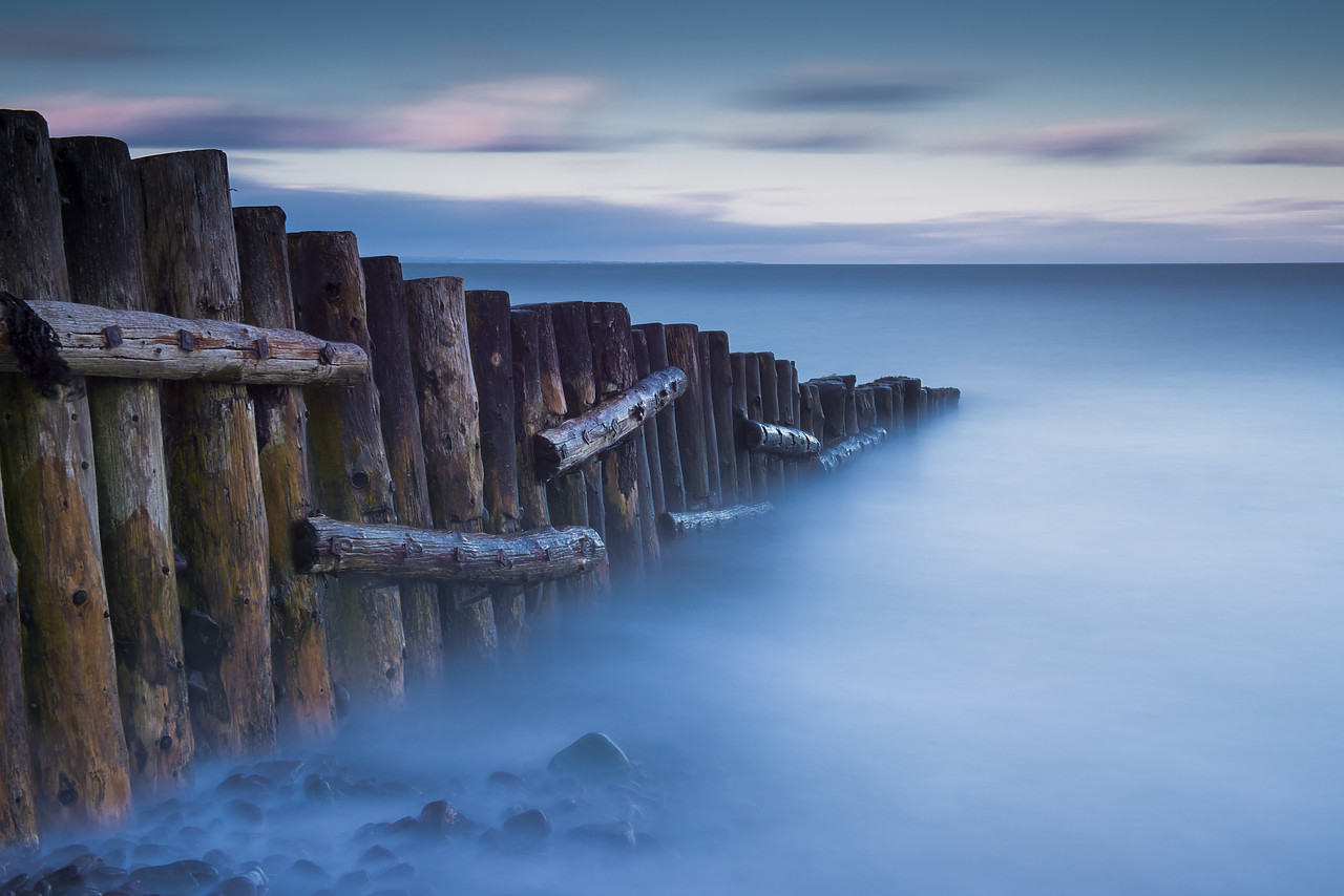 #120260-1 - Sea & Groyne, Porlock Weir, Somerset, England