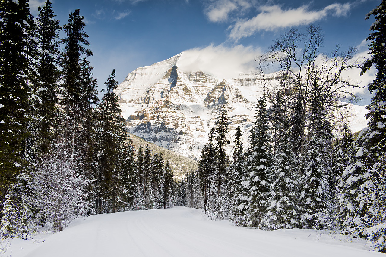 #130044-1 - Mt. Robson, Mt. Robson Provincial Park, British Columbia, Canada