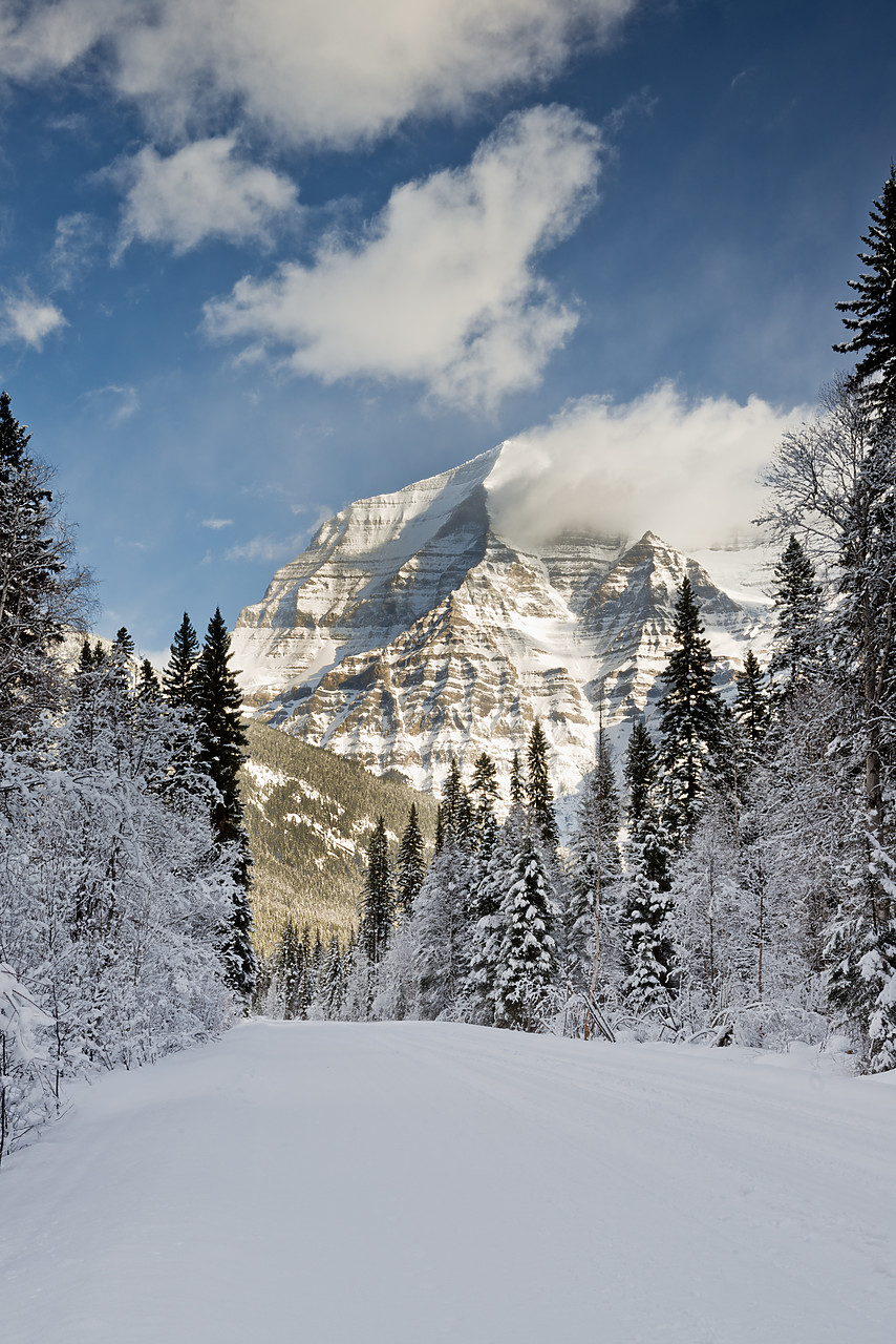 #130044-2 - Mt. Robson, Mt. Robson Provincial Park, British Columbia, Canada