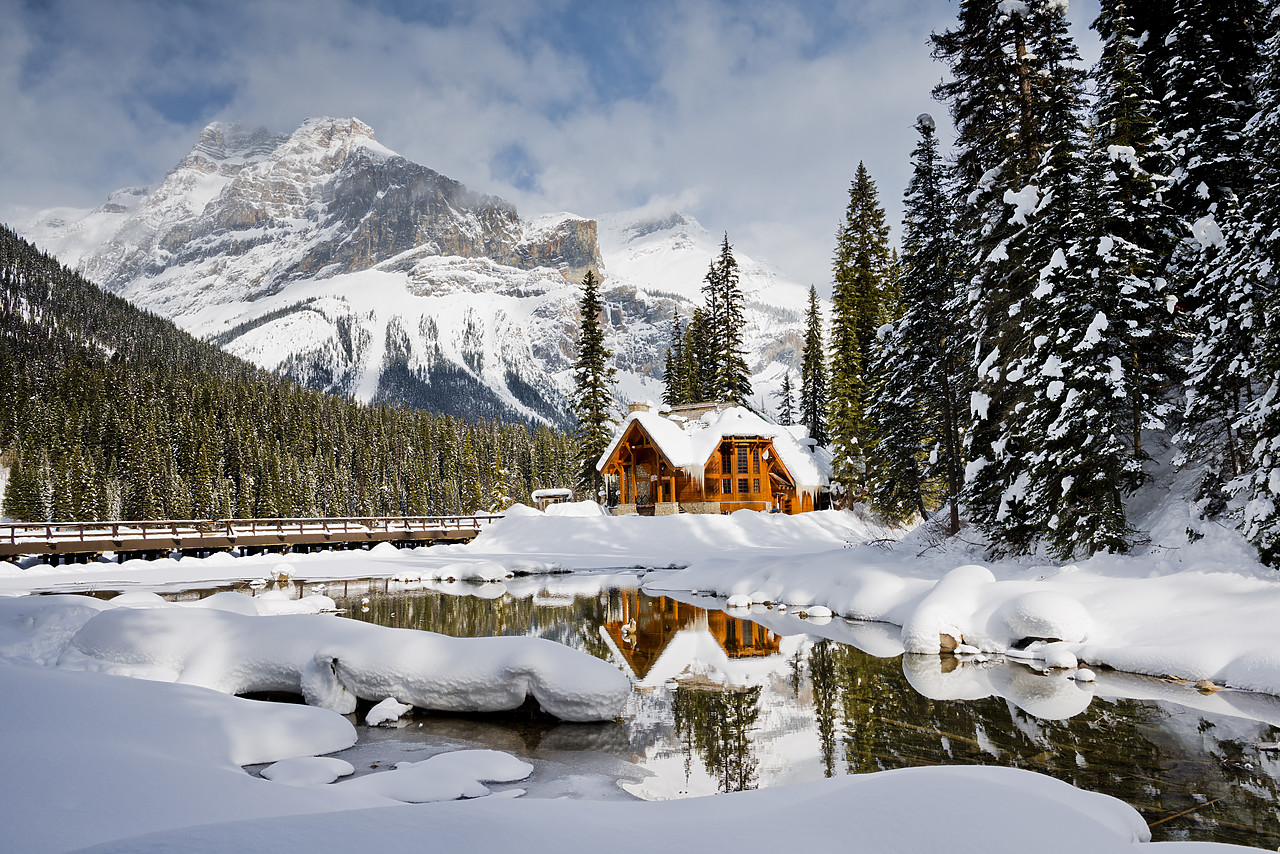 #130073-1 - Emerald Lake Lodge in Winter, Yoho National Park, BC, Canada