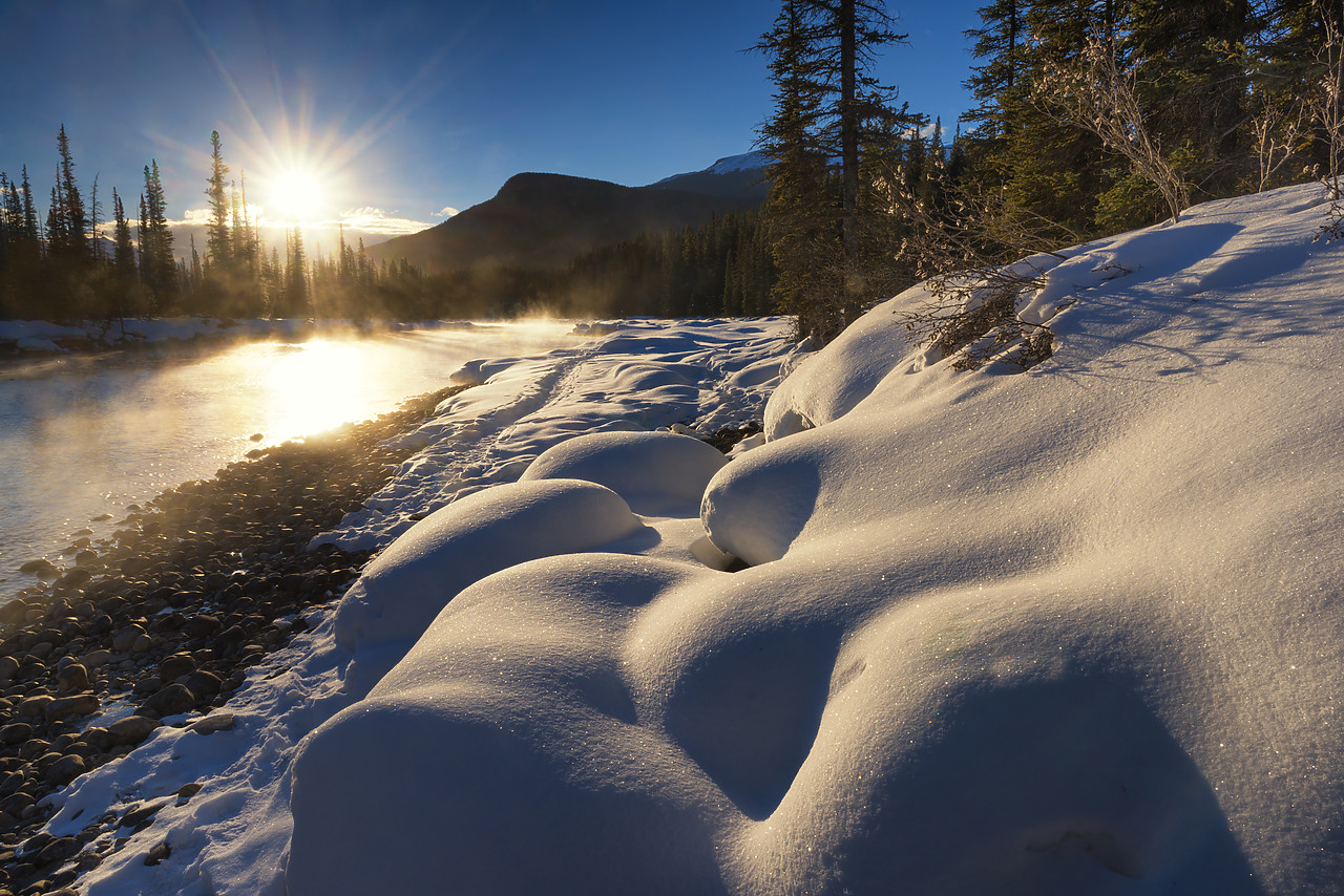 #130085-1 - Sun over Bow River in Winter, Banff National Park, Alberta, Canada