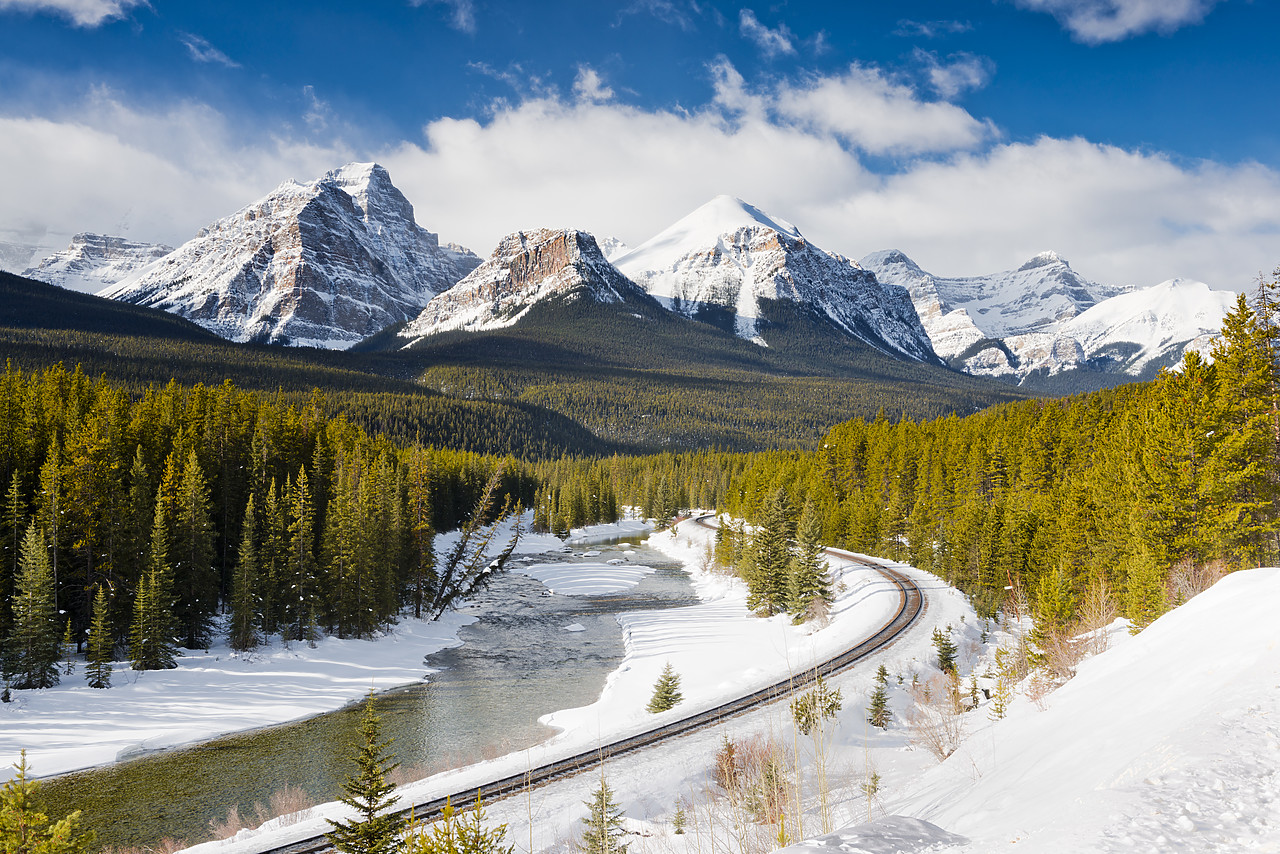 #130089-1 - Morant's Curve With Haddo Peak, Saddle Mountain and Fairview Mountain, Banff National Park, Alberta, Canada