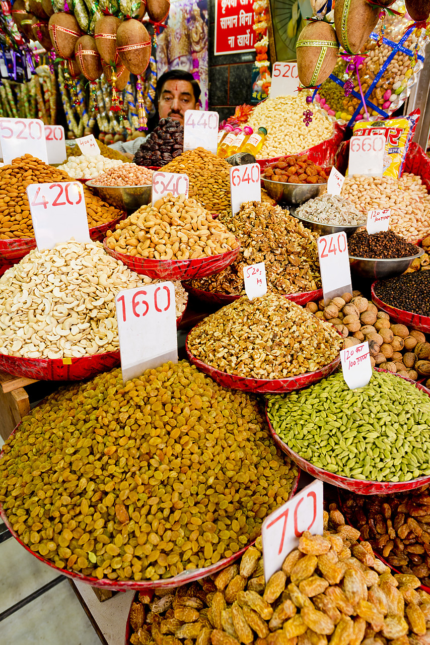 #130139-1 - Fruit & Nut Seller, Chandni Chowk, Old Delhi, India