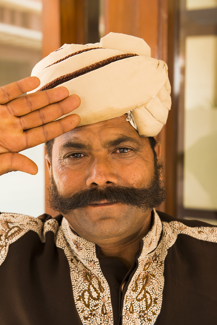 #130144-1 - Indian Man in Turban, Agra, Uttar Pradesh, India