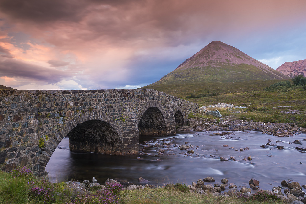 #130274-1 - Stone Bridge & Glamaig, Sligachan, Isle of Skye, Scotland