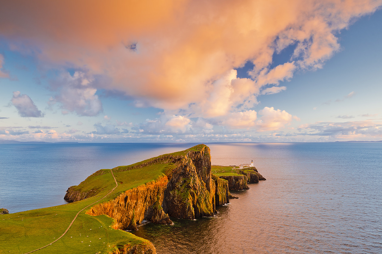 #130285-1 - Neist Point Lighthouse at Sunset, Isle of Skye, Scotland