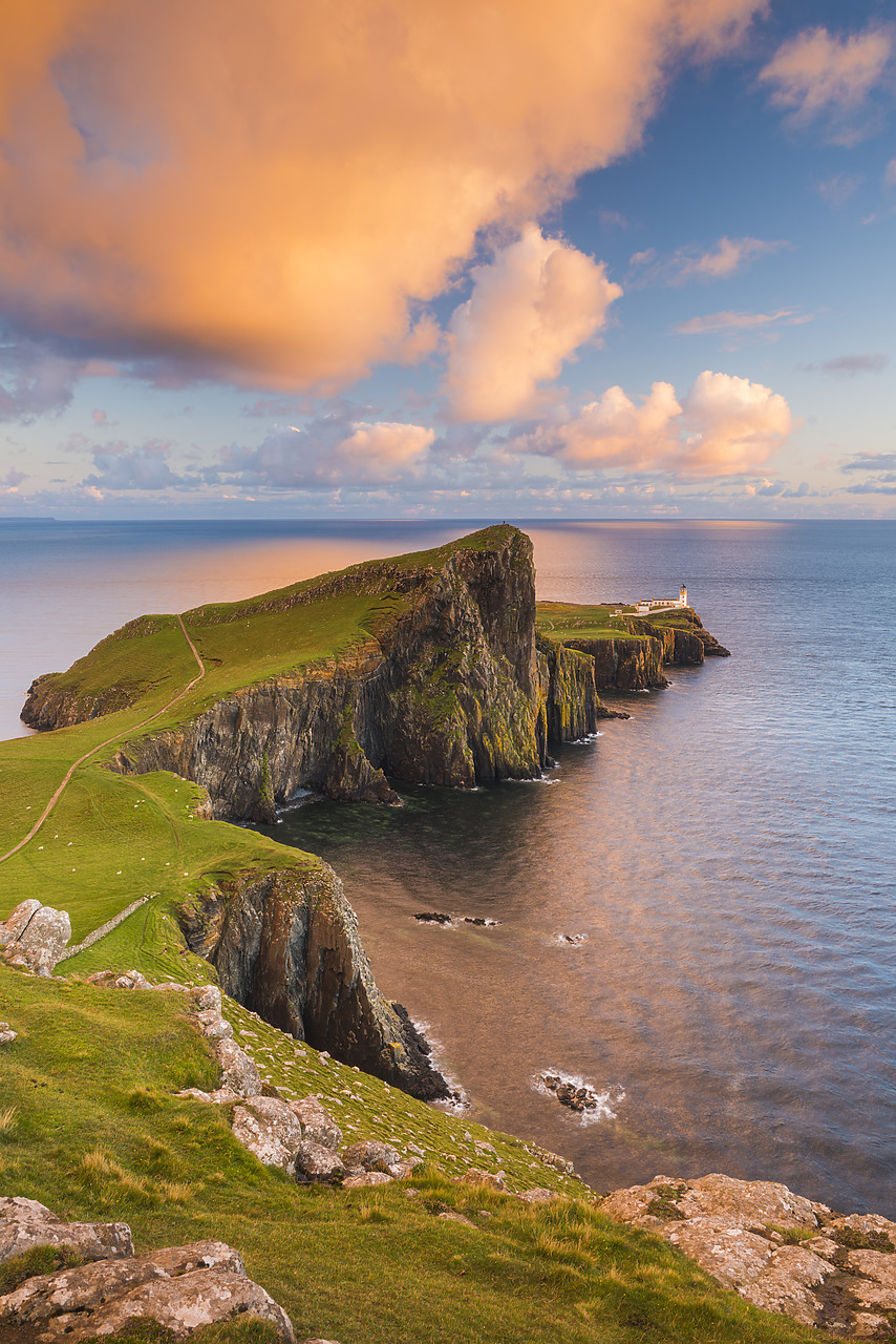 #130285-2 - Neist Point Lighthouse, Isle of Skye, Scotland
