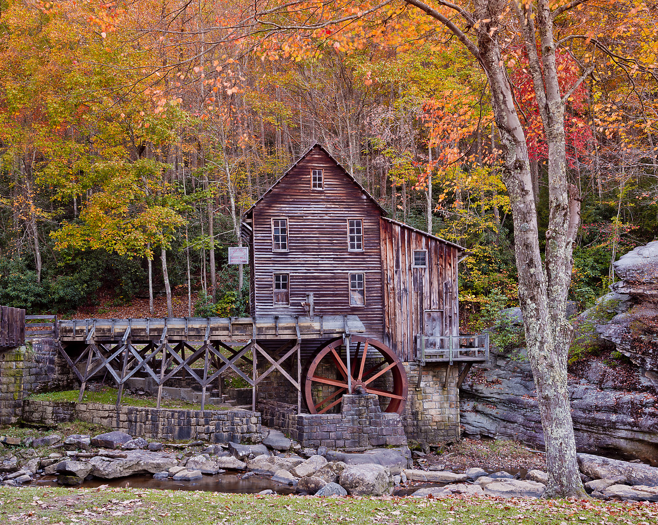 #130363-1 - Glade Creek Grist Mill in Autumn, Babcock State Park, West Virginia, USA