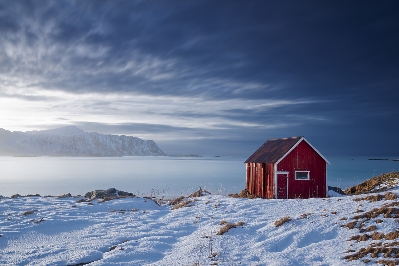 #140083-1 - Red Shack in Winter, Lofoten Islands, Norway