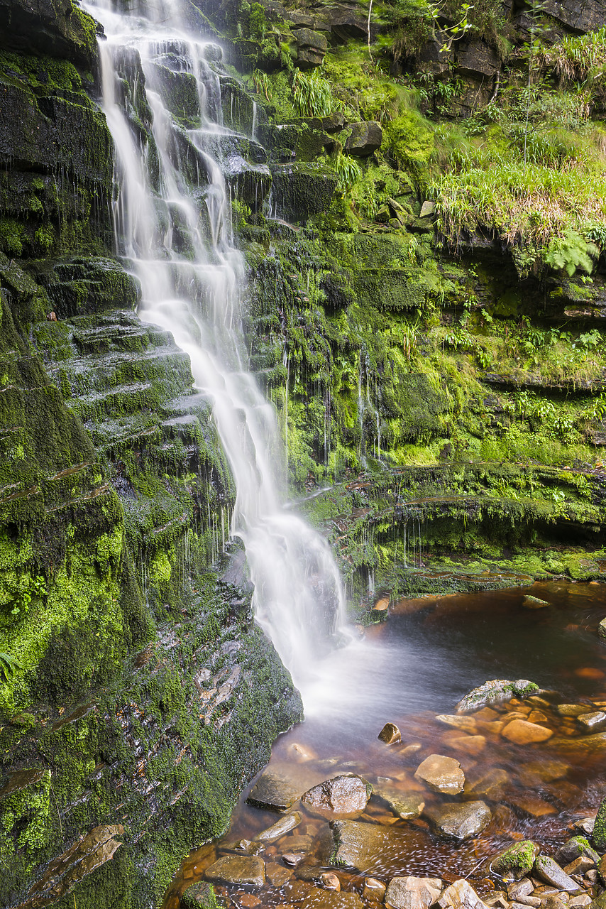 #140300-2 - Black Clough Falls, Peak District National Park, Derbyshire, England