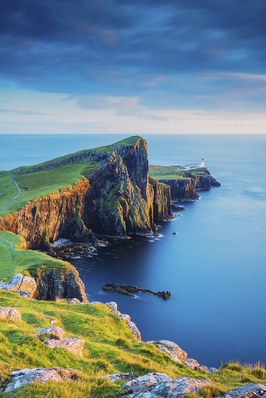 #140322-2 - Neist Point Lighthouse, Isle of Skye, Scotland