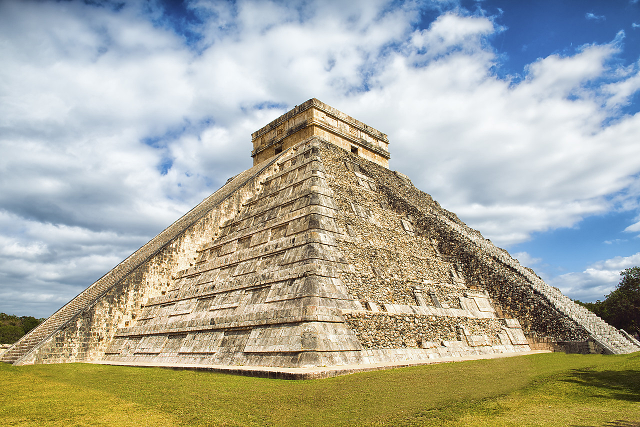 #150005-1 - Chichen Itza Mayan Temple, Yucantan, Mexico