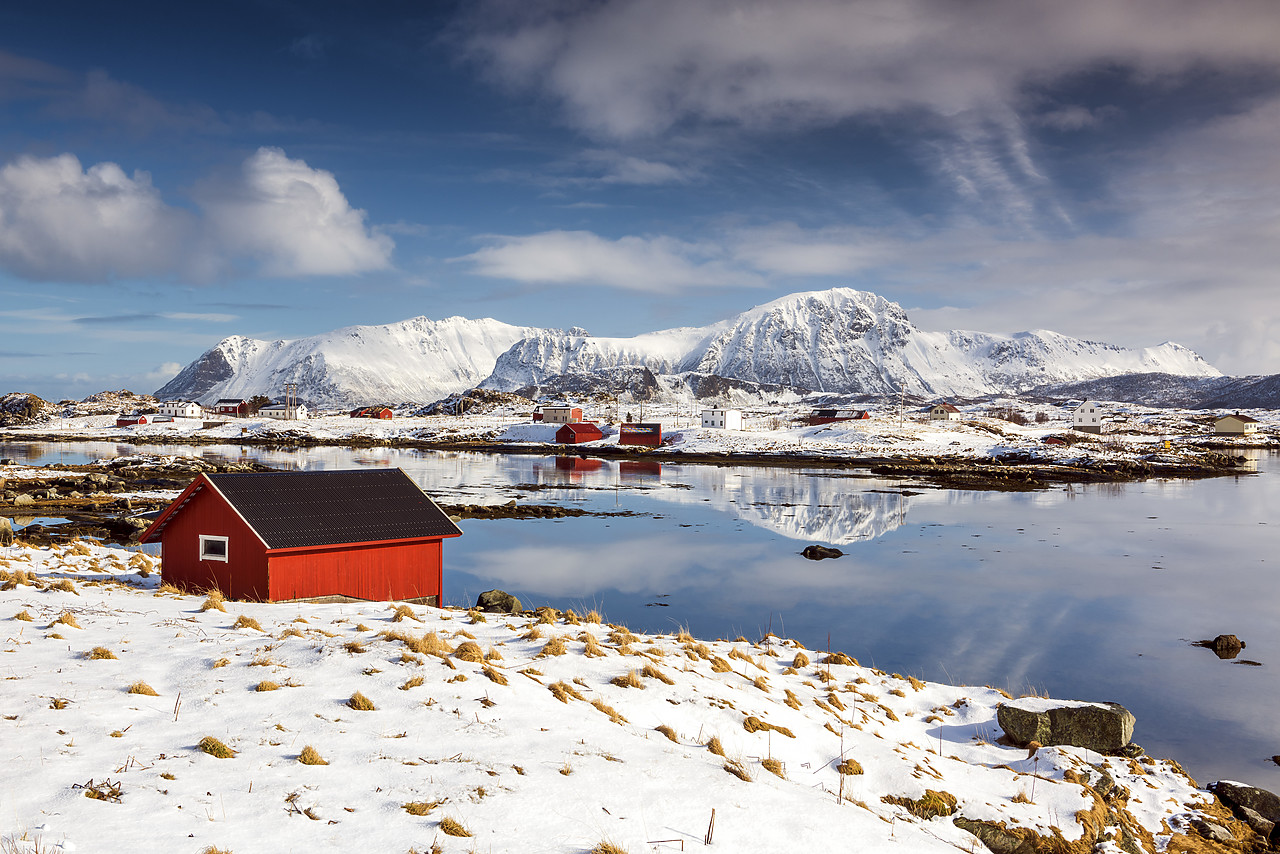 #150109-1 - Nesjeoyan in Winter, Lofoten Islands, Norway