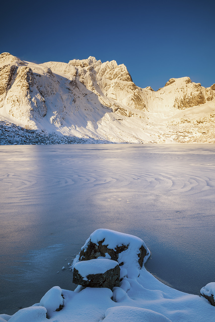 #150172-1 - Frozen Storvatnet, Lofoten Islands, Norway