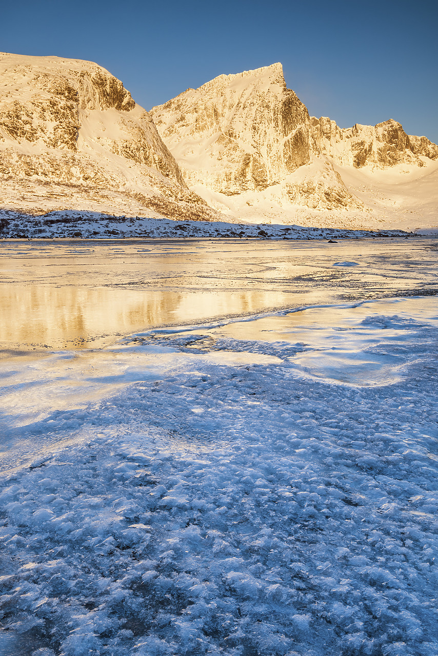 #150179-1 - Frozen Flakstadpollen, Lofoten Islands, Norway