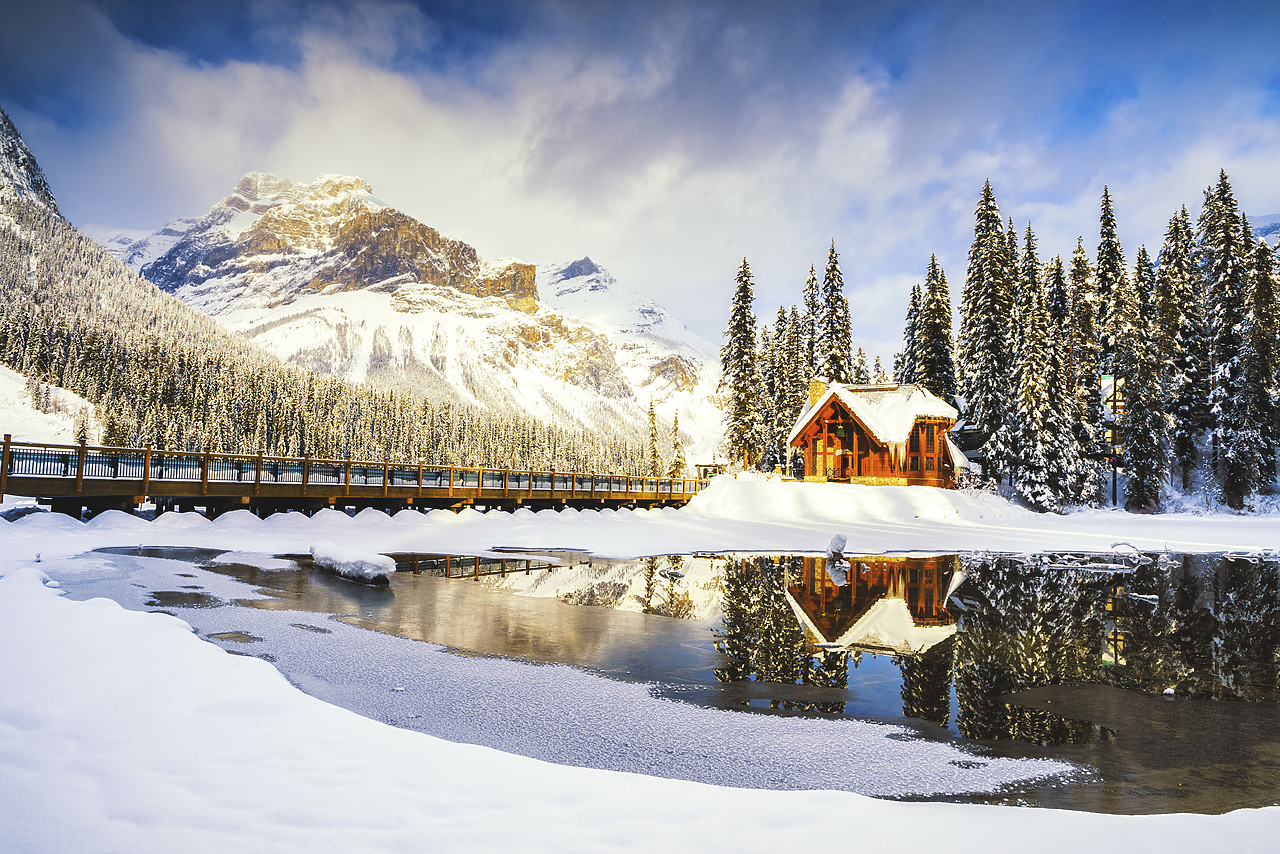 #150565-1 - Emerald Lake Lodge in Winter, Yoho National Park, British Columbia, Canada