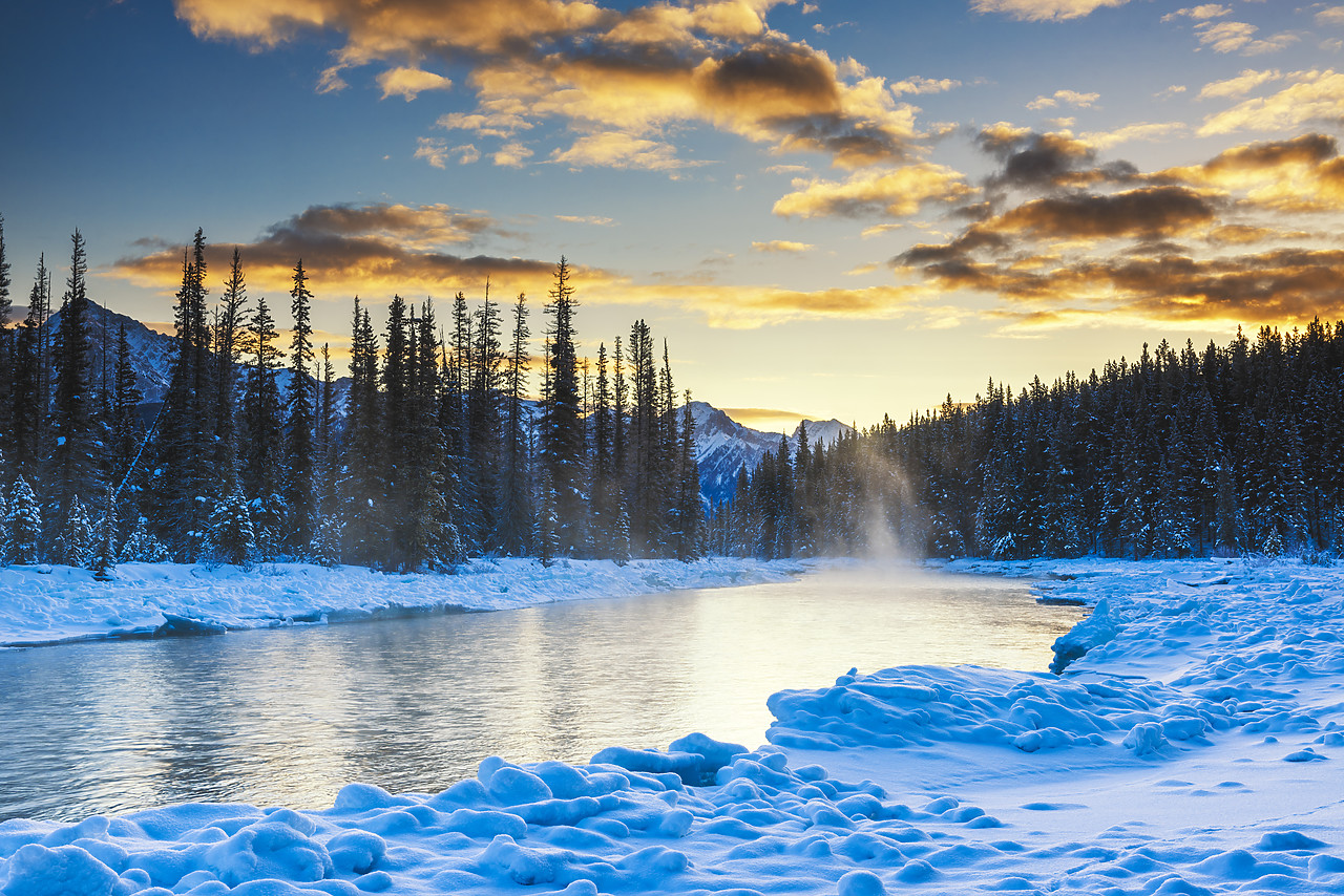 #150581-1 - Winter Sunrise over Bow River, Banff National Park, Alberta, Canada