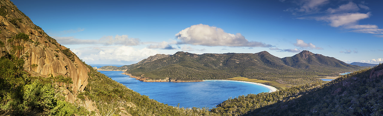 #160072-1 - Wineglass Bay, Freycinet National Park, Tasmania