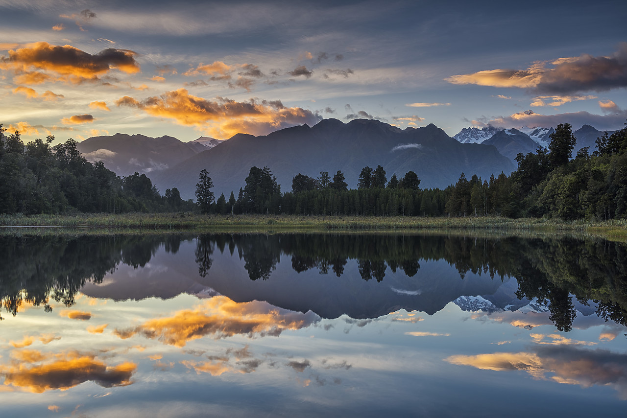 #160230-1 - Lake Matheson at Sunrise, New Zealand