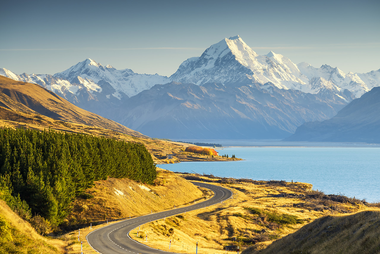 #160256-1 - Mt. Cook & Lake Pukaki, Pete's Lookout, New Zealand