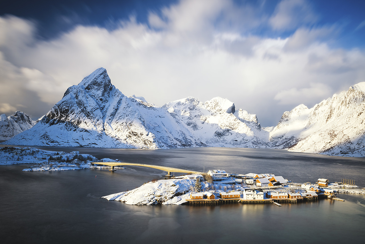 #160384-1 - Olstinden & Sakrisoy, Lofoten Islands, Norway