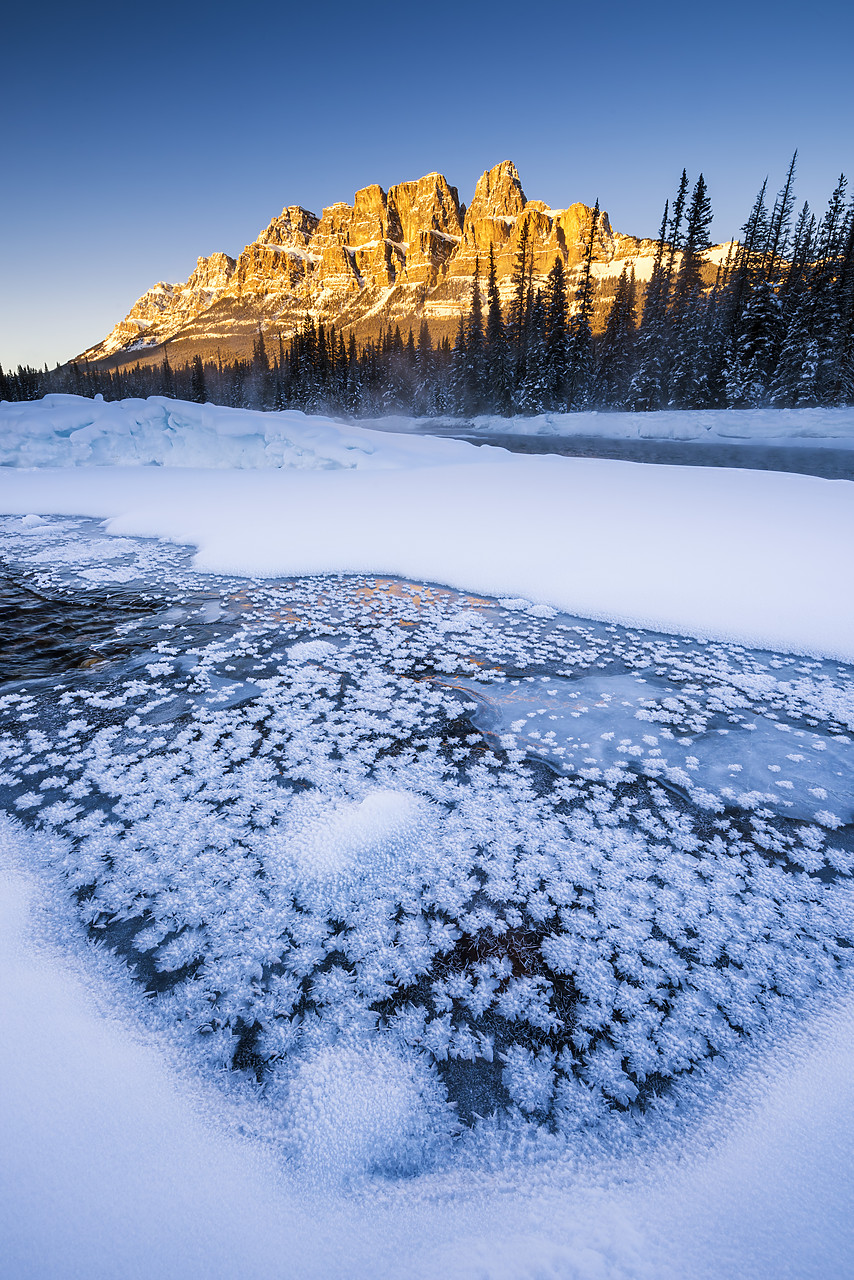 #170000-2 - Castle Mountain in Winter, Banff National Park, Alberta, Canada