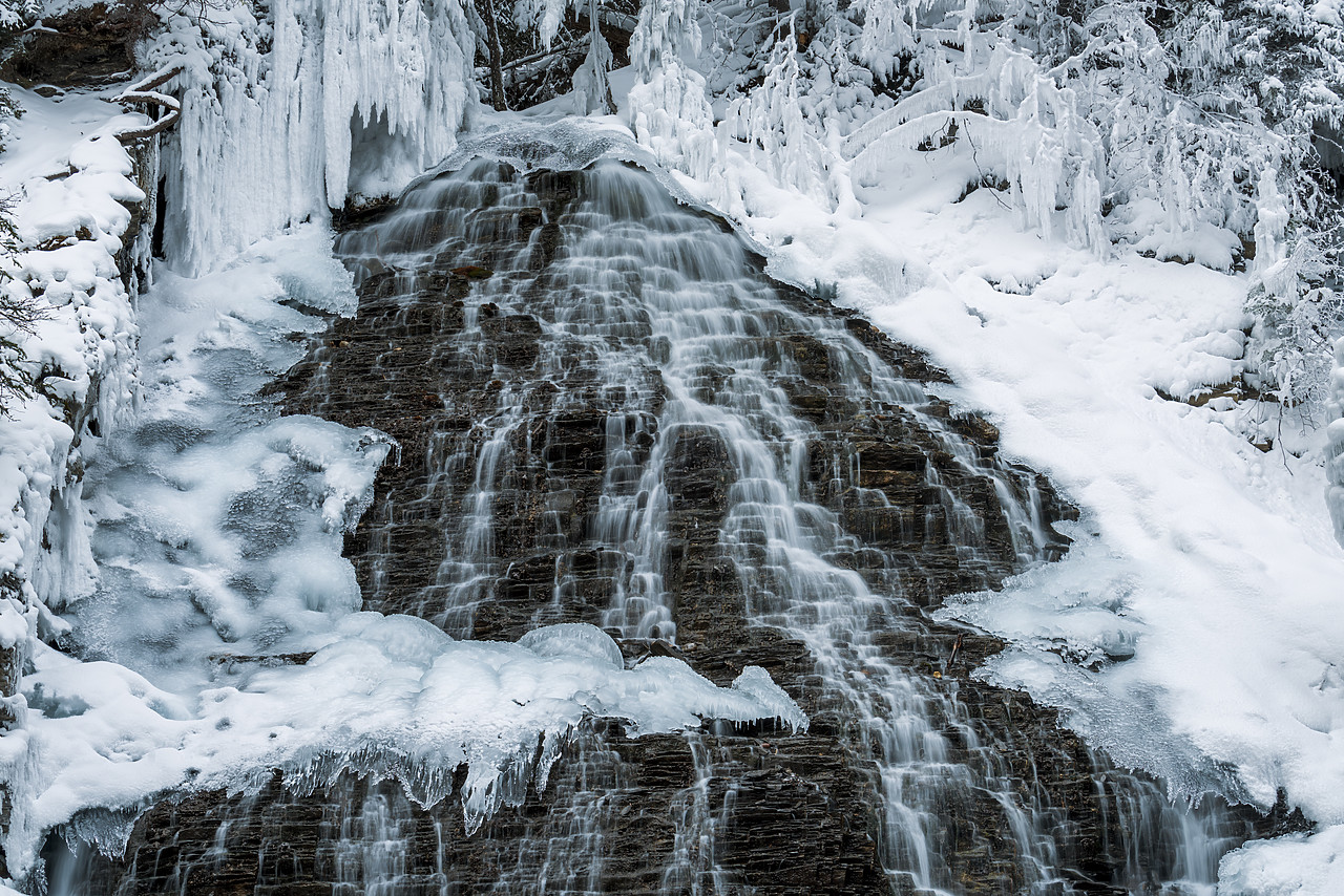 #170043-1 - Fan Falls in Winter, Jasper National Park, Alberta, Canada