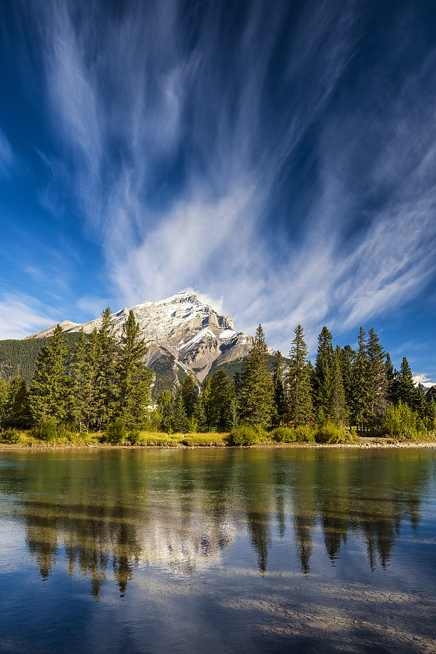 #170334-2 - Cirrus Clouds over Cascade Mountain, Banff National Park, Alberta, Canada