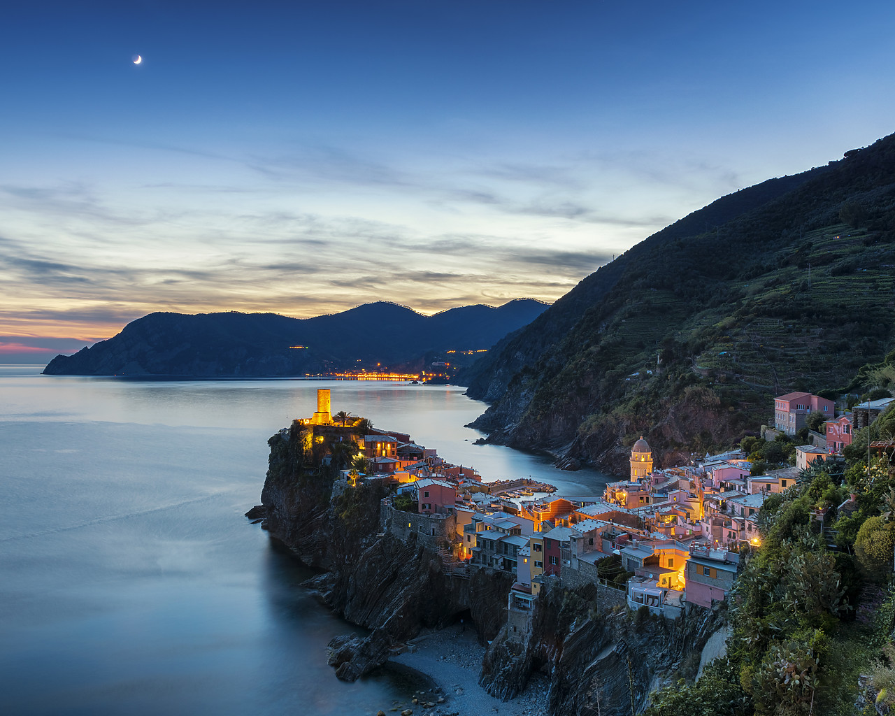 #170388-1 - Vernazza at Dusk, Cinque Terre, Liguria, Italy