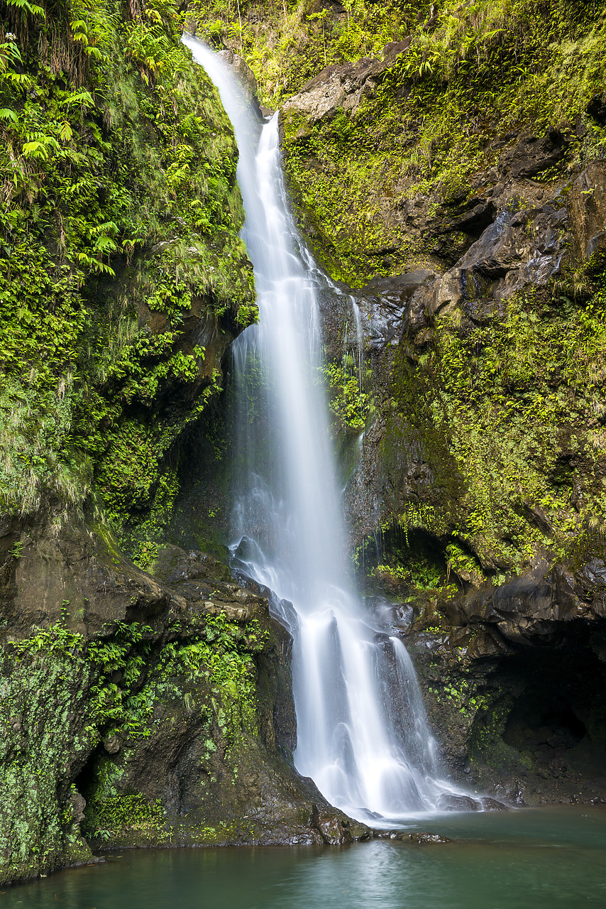 #170413-3 - Hanawi Falls, Maui, Hawaii, USA