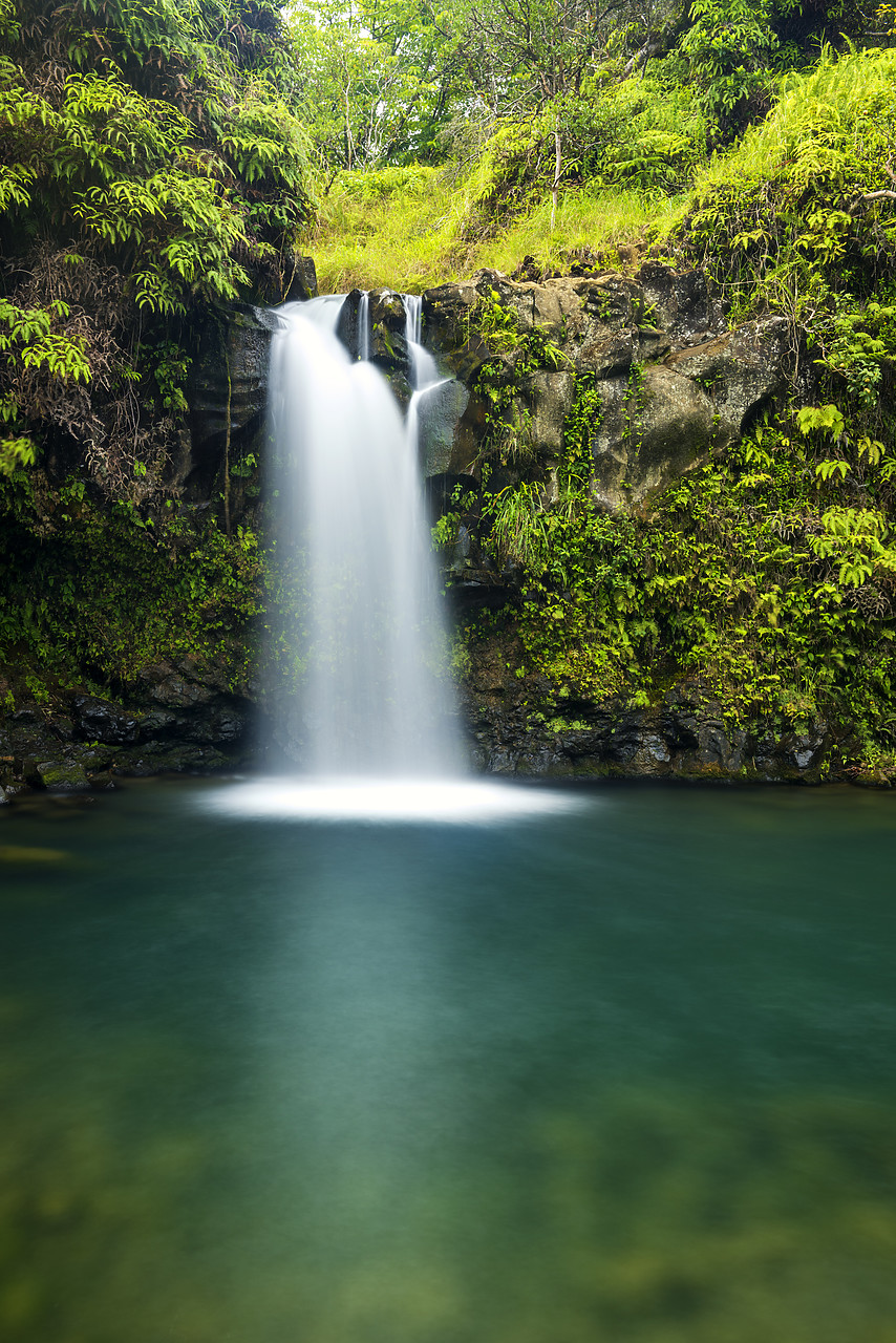 #170414-2 - Puaa Kaa Falls, Maui, Hawaii, USA