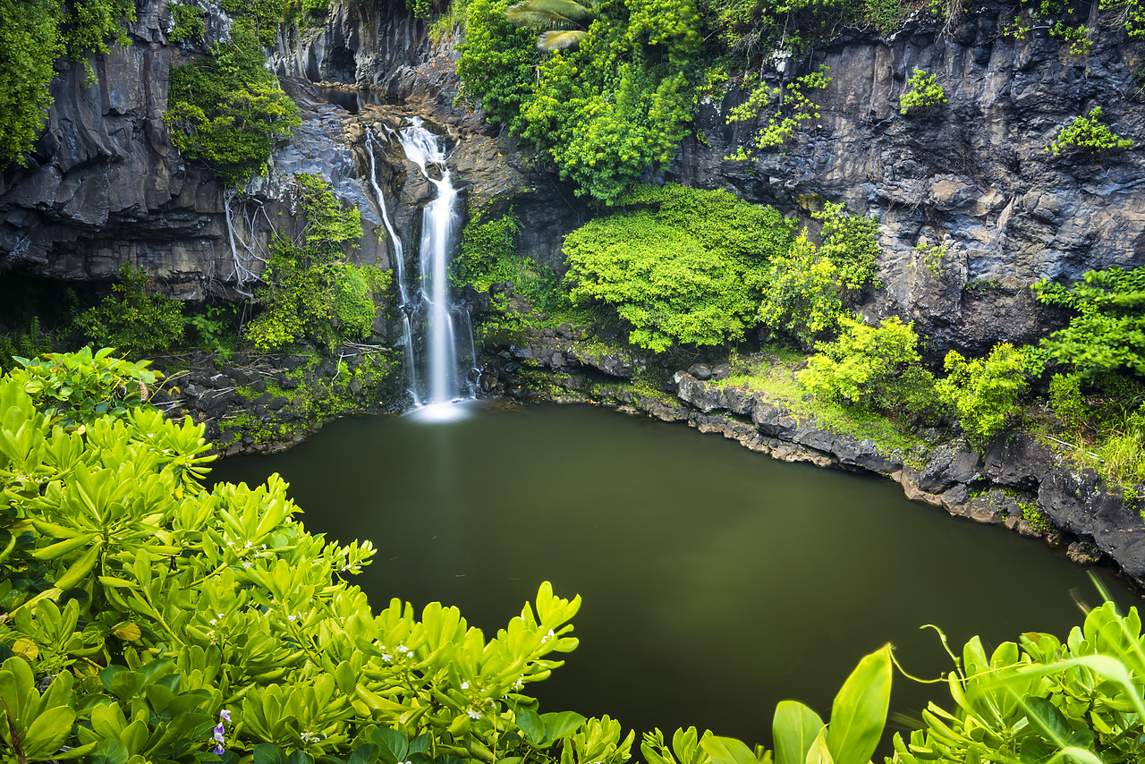 #170418-1 - 7 Pools Waterfall, Kipahulu, Maui, Hawaii, USA