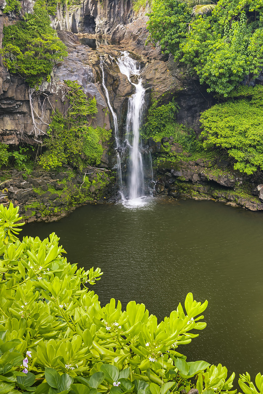 #170418-2 - 7 Pools Waterfall, Kipahulu, Maui, Hawaii, USA