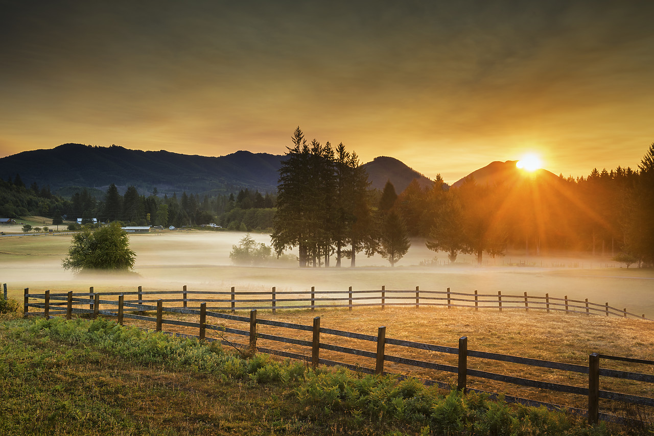 #170441-1 - Sunrise over Sul Duc Valley, Washington, USA