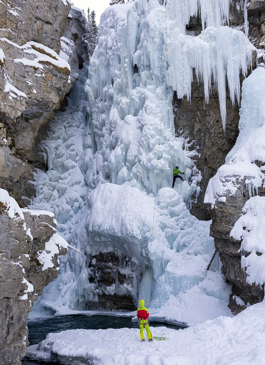 #180079-1 - Ice Climber in Johnston Canyon, Banff National Park, Aberta, Canada