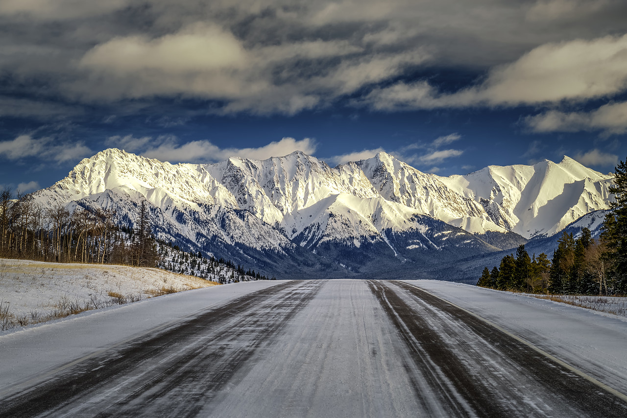 #180140-1 - Icefields Parkway, Banff National Park, Aberta, Canada