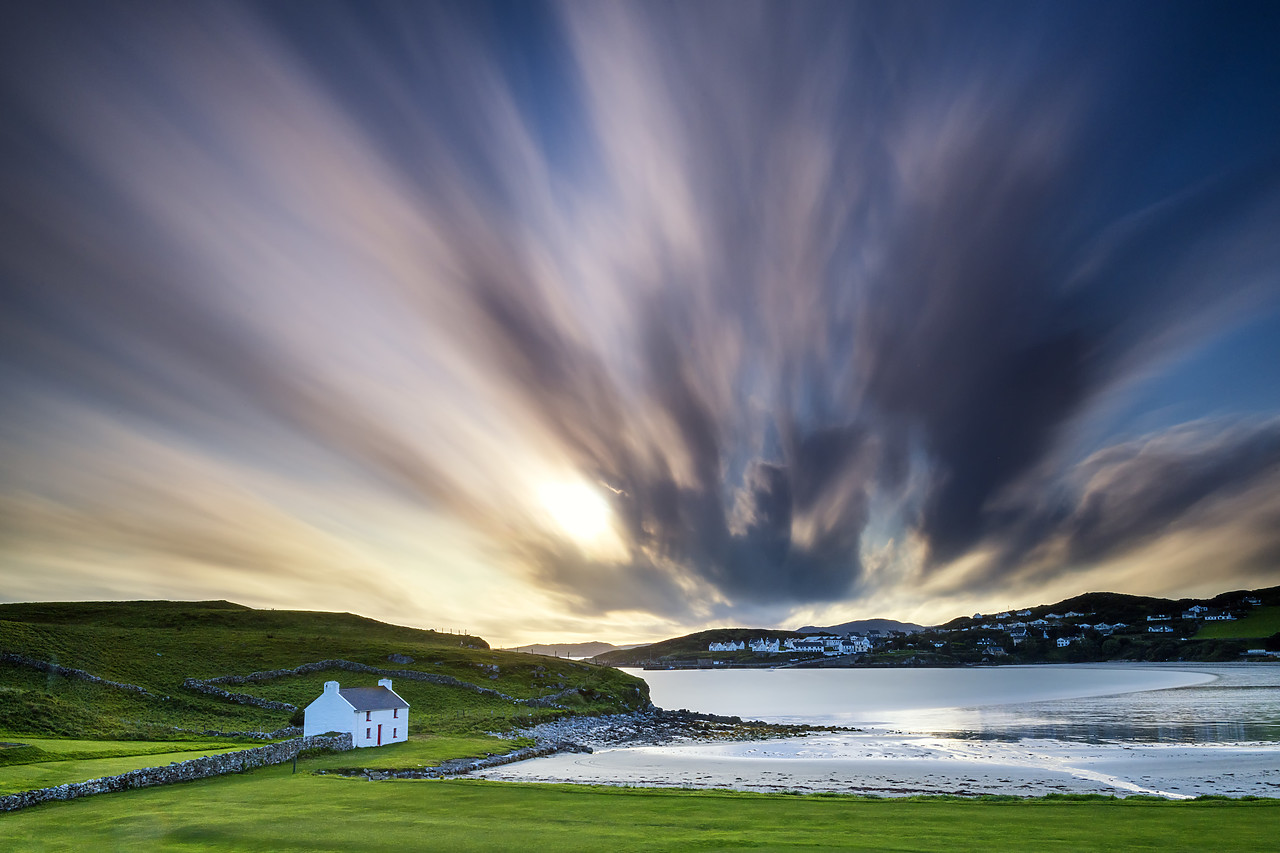 #180377-1 - Cottage By The Bay, County Donegal, Ireland