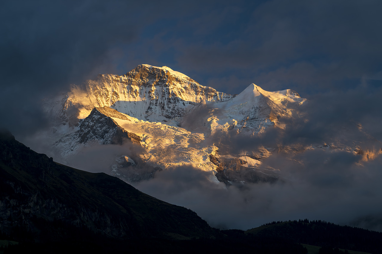 #180410-1 - Last Light on Jungfrau, Bernese Oberland, Switzerland
