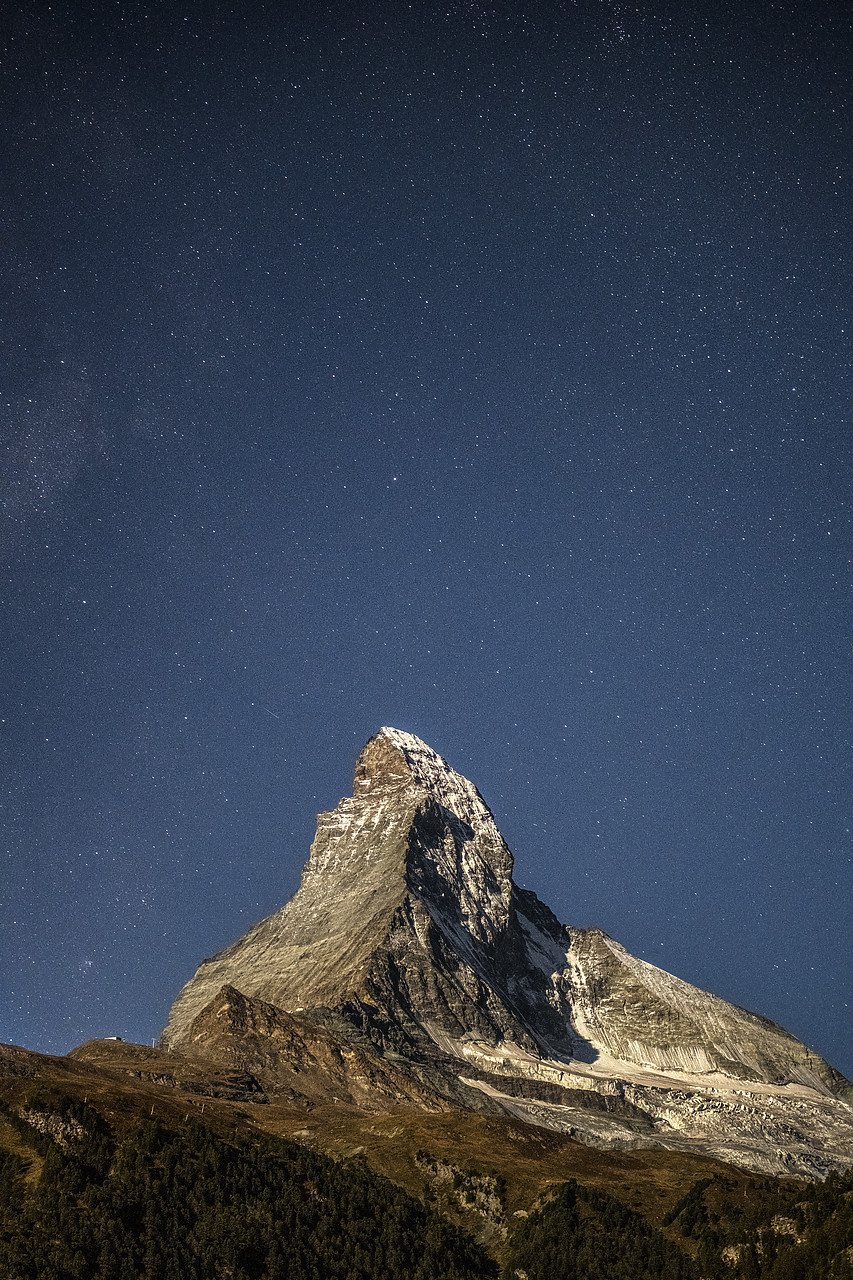 #180421-1 - Night Sky Over The Matterhorn, Zermatt, Switzerland