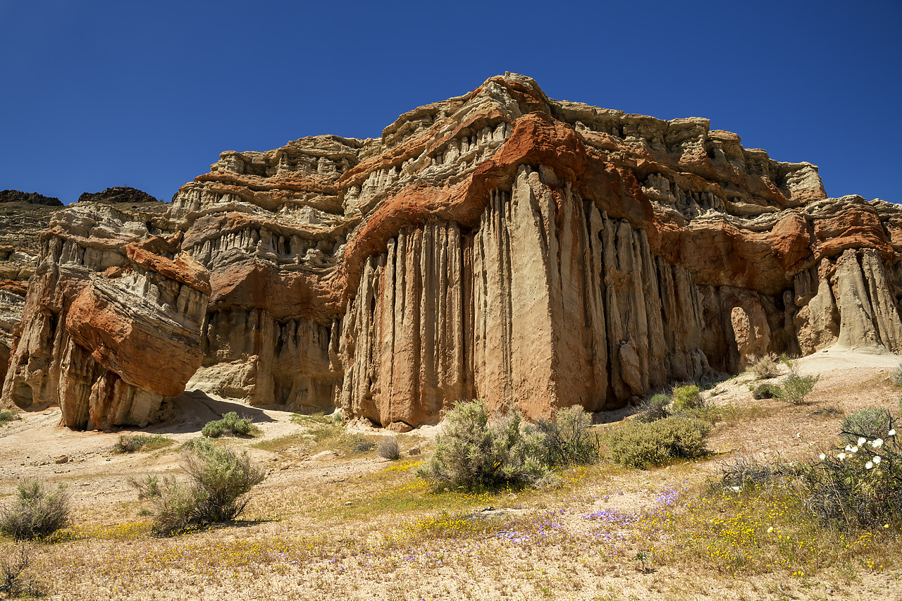 #190127-1 - Unusual Rock Formations, Red Rock State Park, California, USA