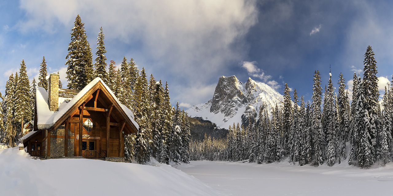 #190150-1 - Chalet in Winter, Emerald Lake, British Columbia, Canada